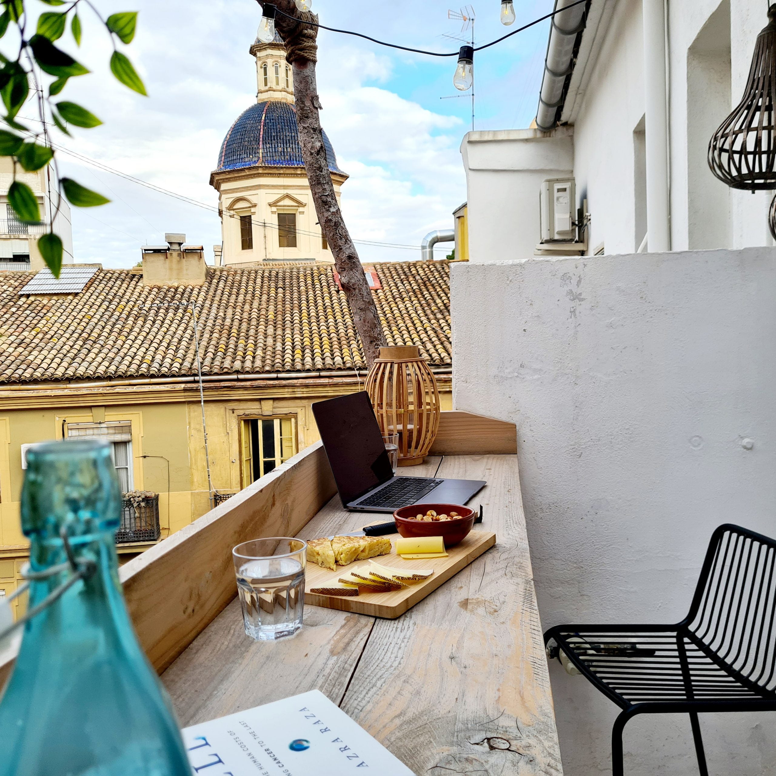 Beautiful expat apartment in central Valencia - Balcony