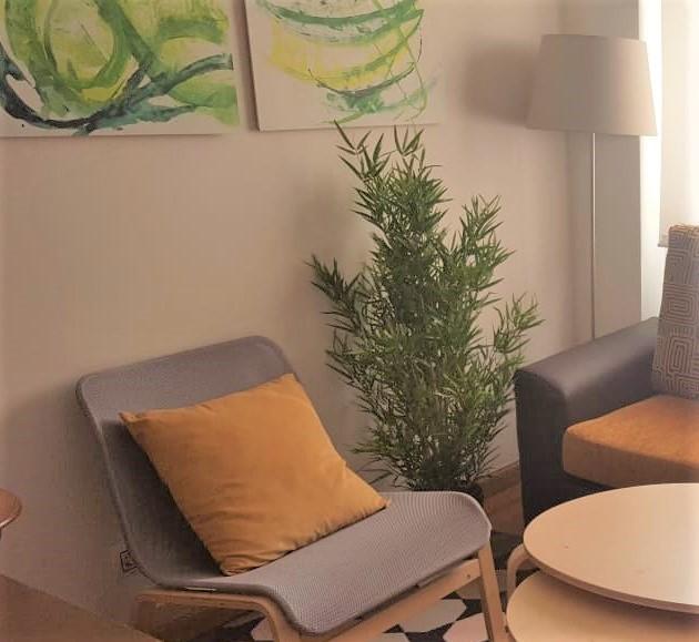 Convenient apartment for expats in Gijon - Sofa