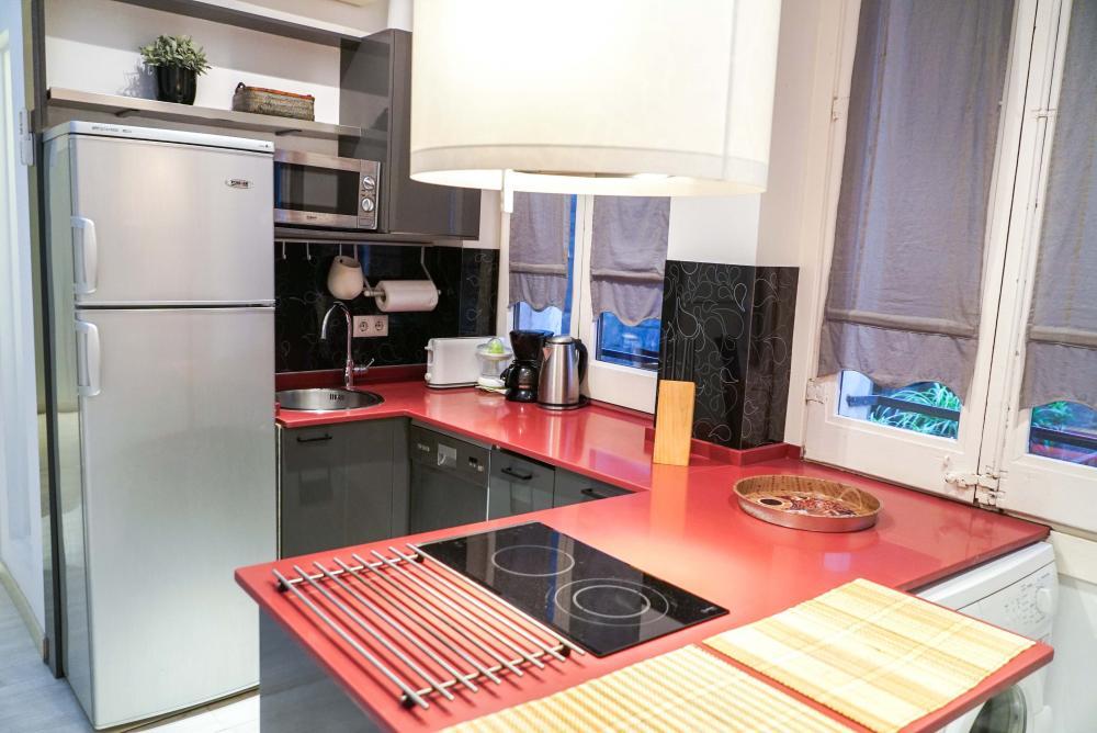 Nice mid-term rental in Barcelona - kitchen 2