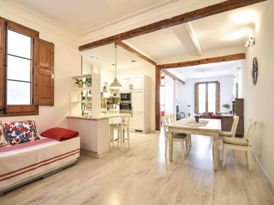 Beautiful monthly rental in Barcelona - Living area 2
