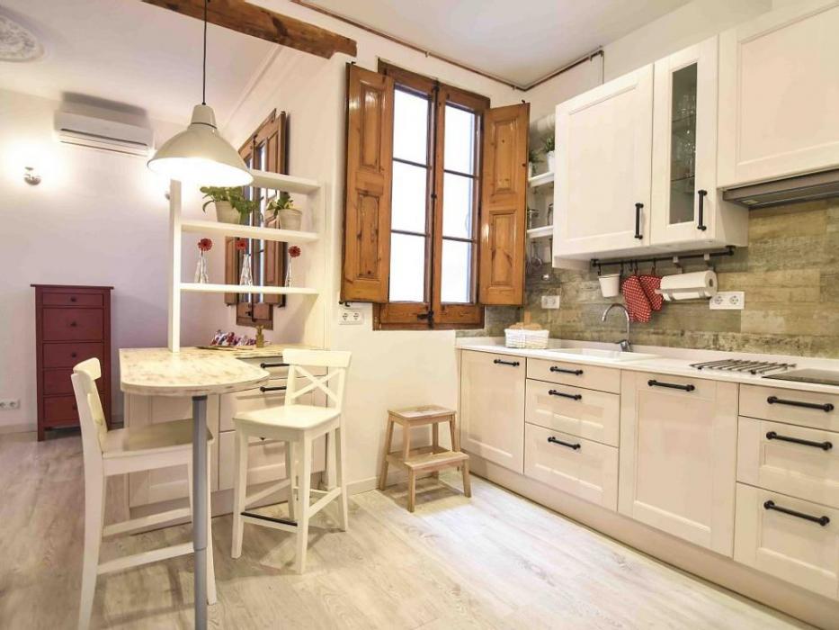 Beautiful monthly rental in Barcelona - Kitchen 2