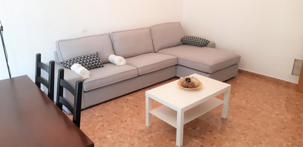 Large expat apartment for rent in Valencia - Living room