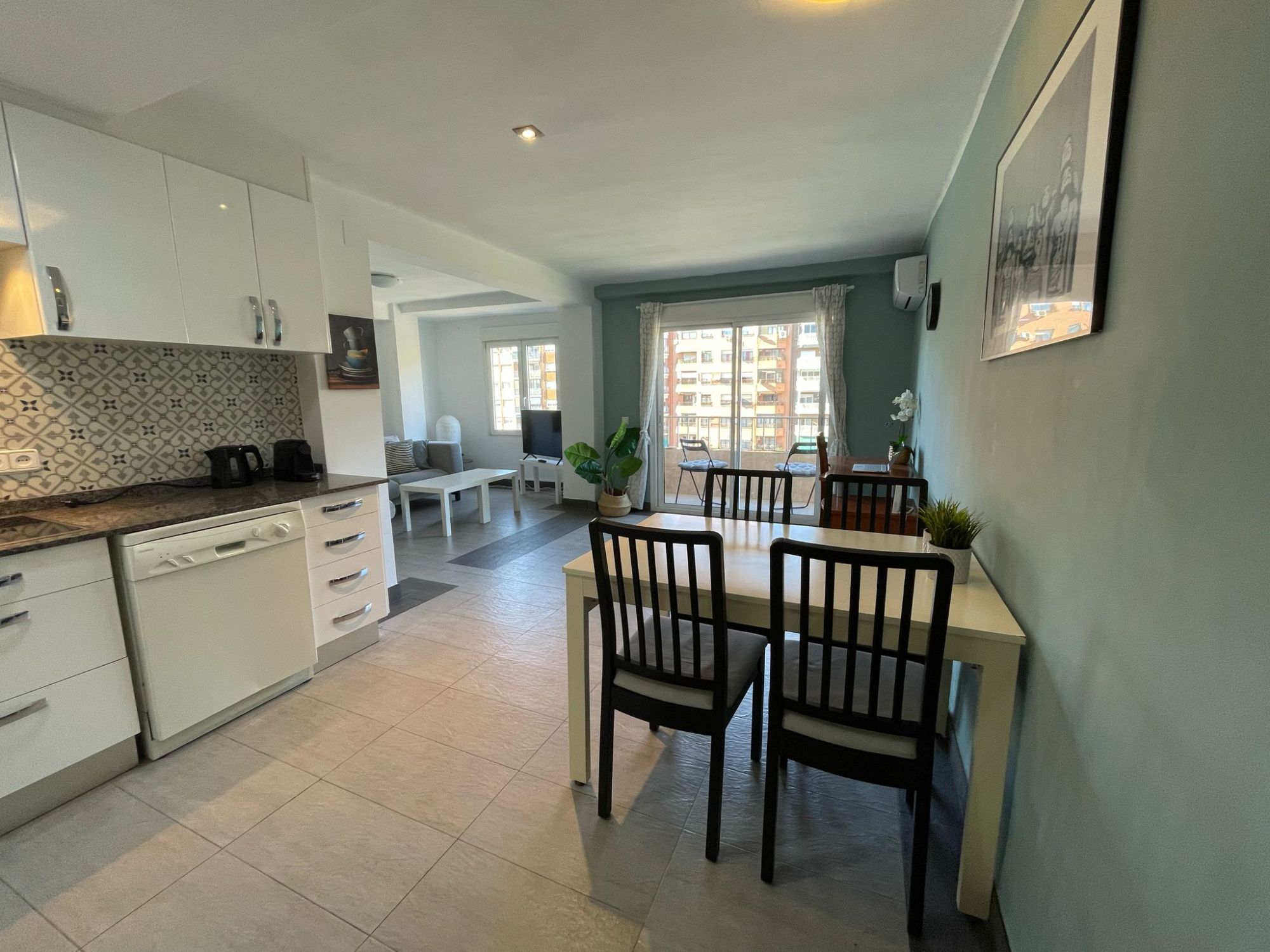 1 living and dining room .jpg