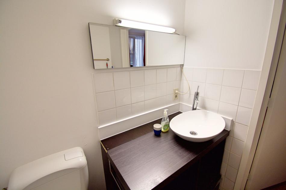 Studio for expats in Antwerp - Bathroom