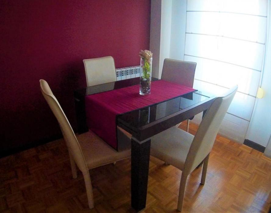 Nice apartment for rent in Santander - Dinning table