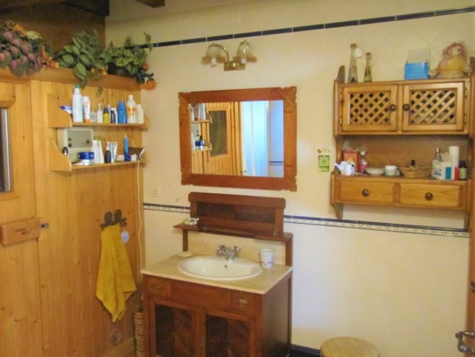 Large house for rent in Navarra - Mirror