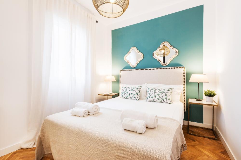 Furnished rental apartment in Madrid Atocha - Lamp