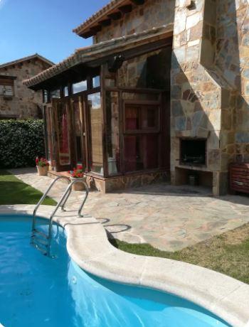 Beautiful house for rent in Madrid mountains - Ladder