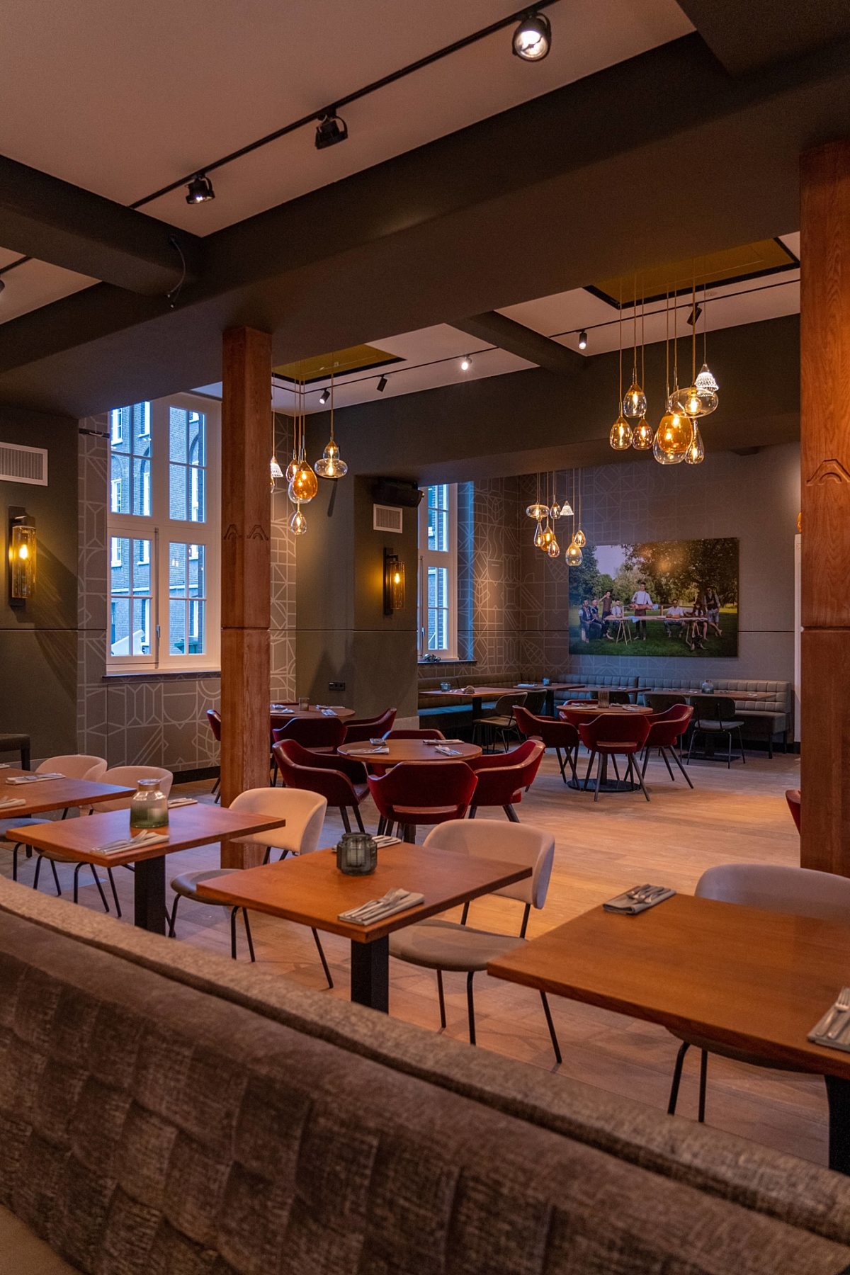 Elegant rental apartment in Breda - Restaurant