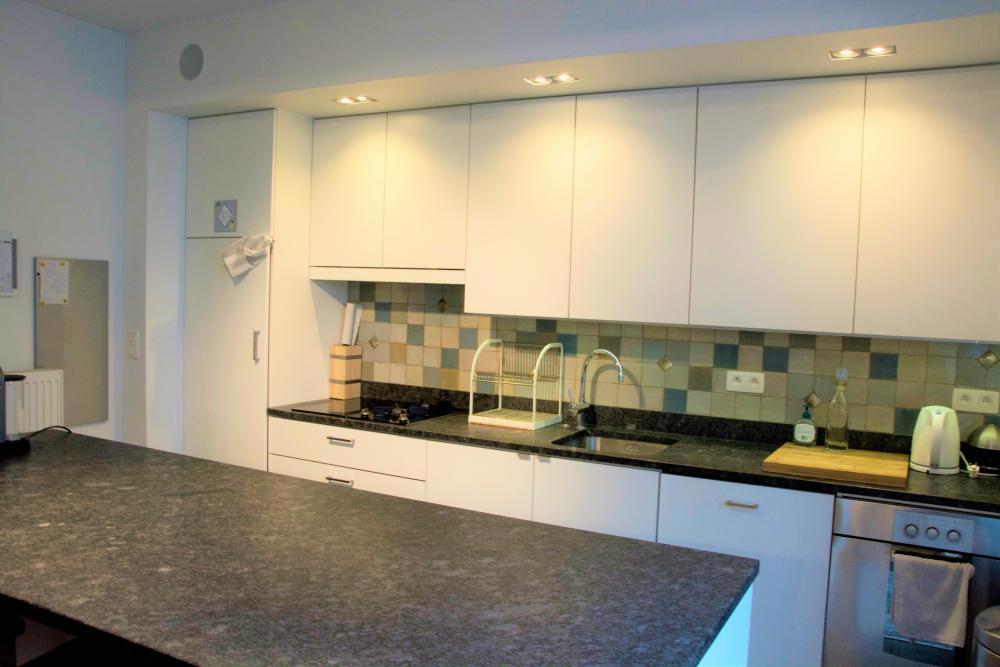Luxury rental in Antwerp for expats - Kitchen