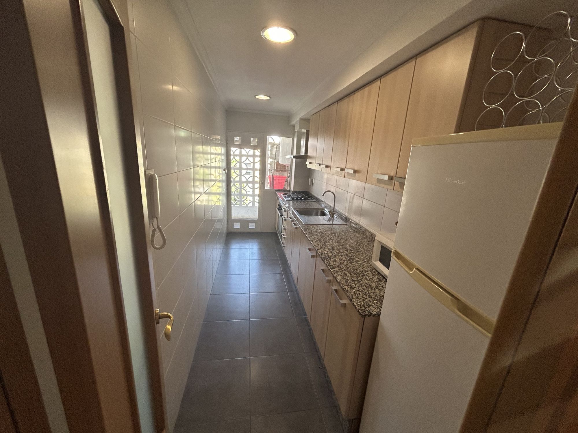 kitchen full view.jpg