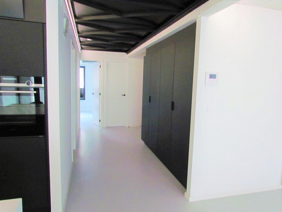 Great short stay flat in Antwerp for rent - Corridor