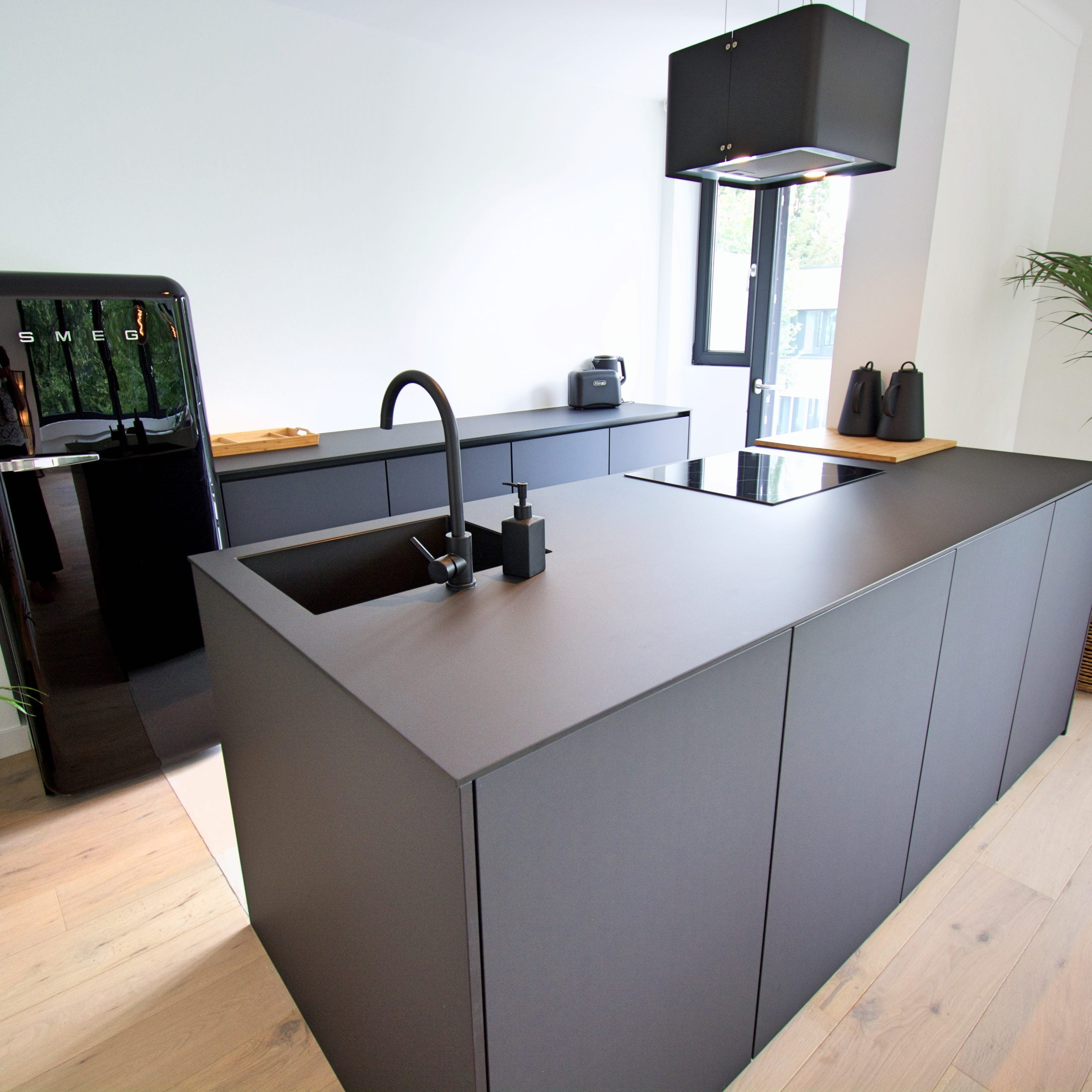 Modern home in Antwerp for expats - Kitchen