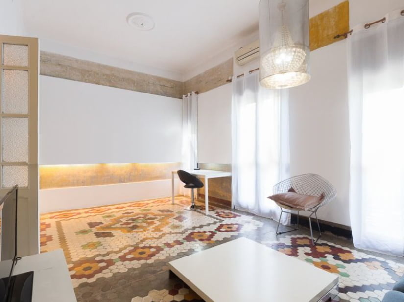 Juan - 1 bedroom apartment in Valencia for expats