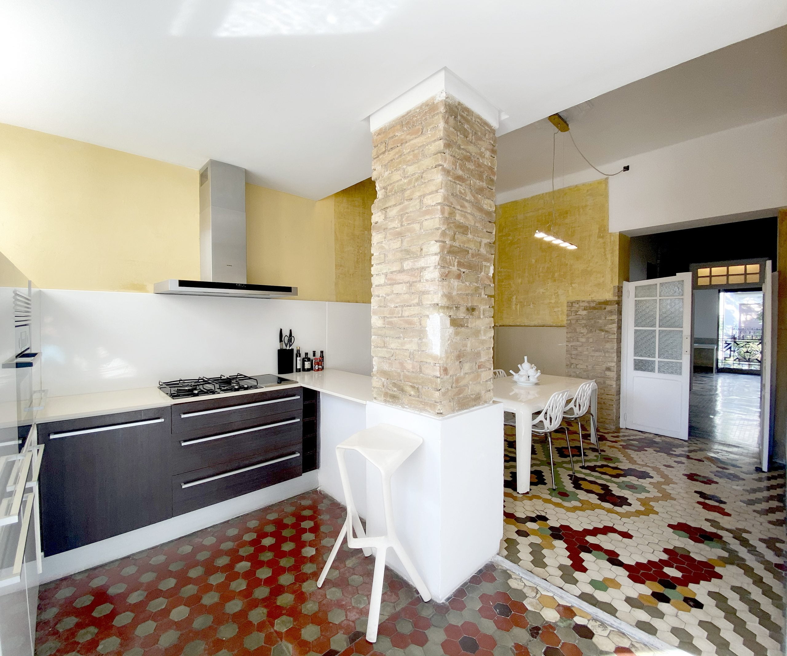 Juan - 1 bedroom apartment in Valencia for expats