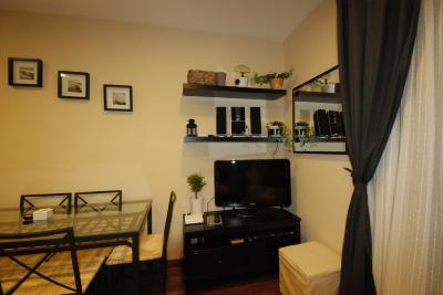 Monthly rental in Barcelona for expats - TV