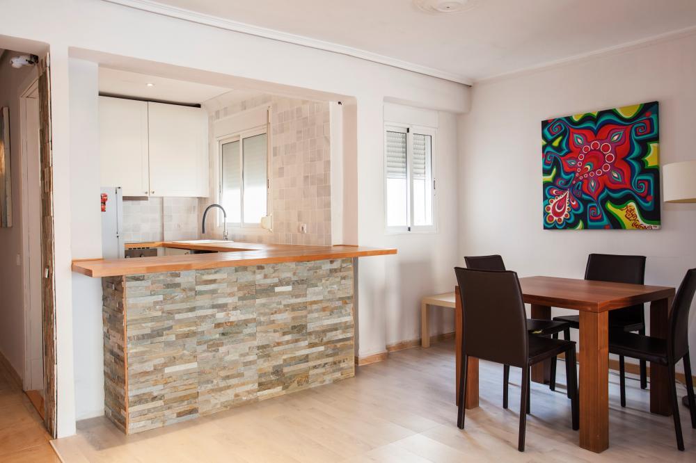 Temporary home for expats in Valencia - Chairs