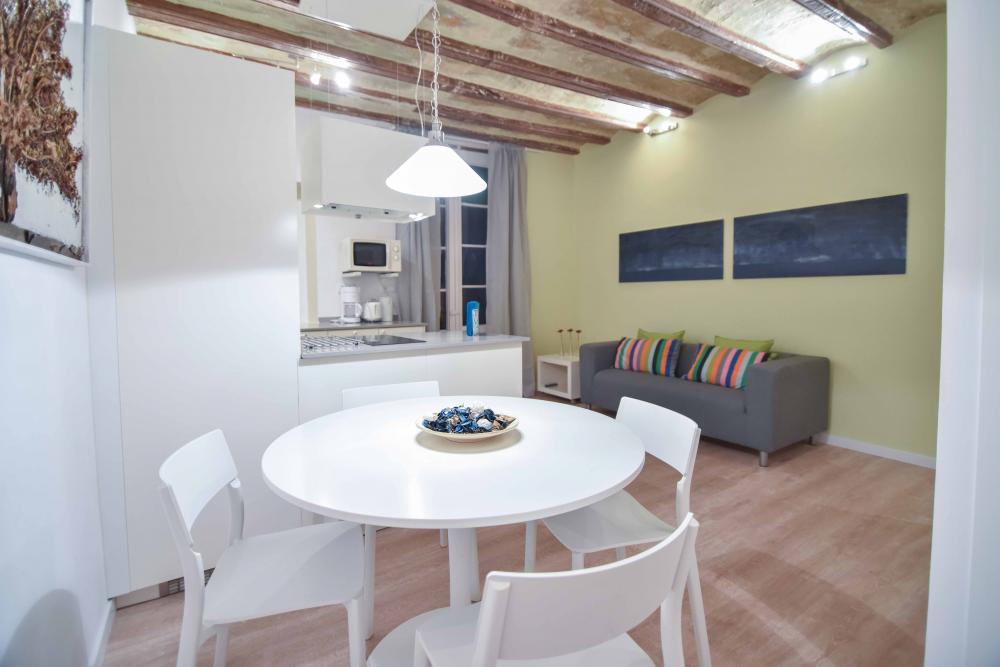 Corporate rental in Barcelona Centre - Living room