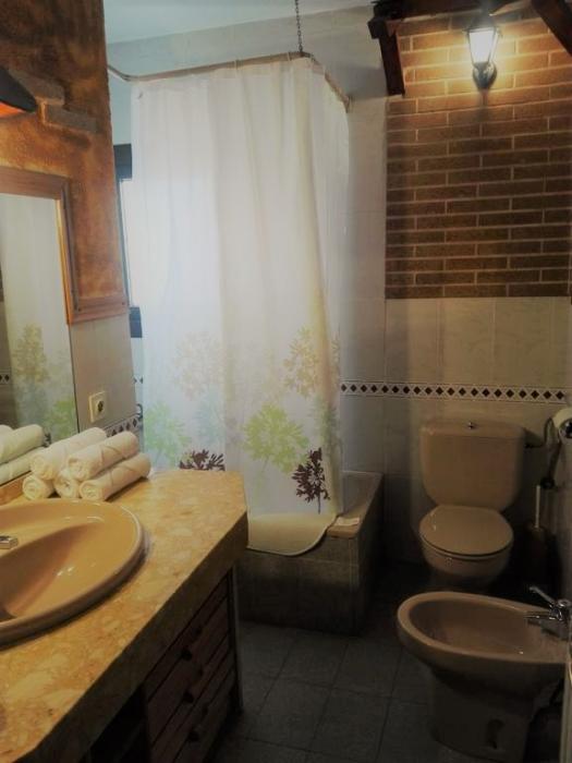 Workers accommodation in Catalonia - Shower