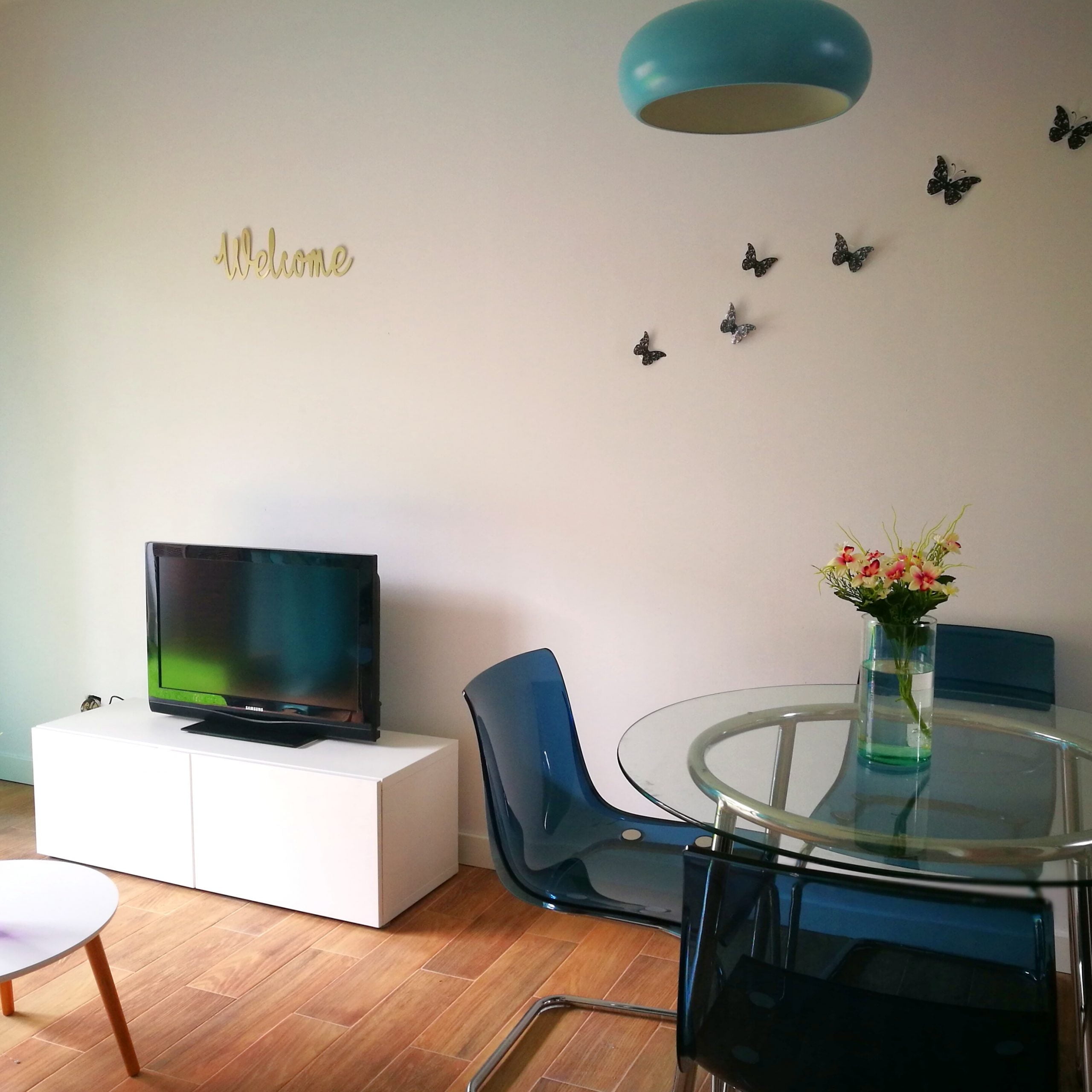 2 bedroom terrace house in Tenerife for expats - Lamp