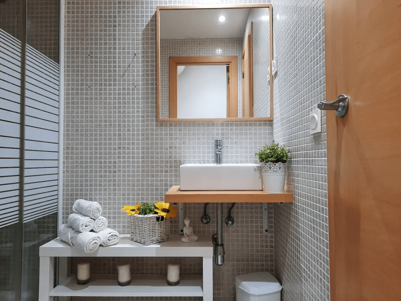 1 bedroom apartment around Madrid for expats - Bathroom