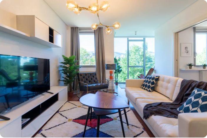 Modern apartment for expats in Bilbao - TV