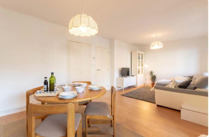 Apartment for rent with seaview - TV