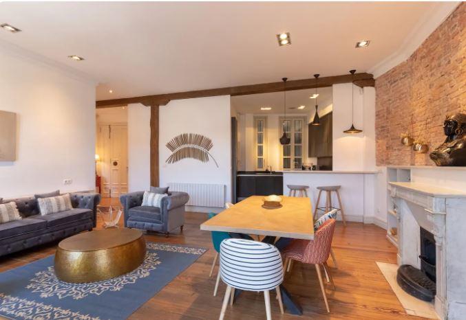 Spacious apartment for rent in Bilbao - Living room