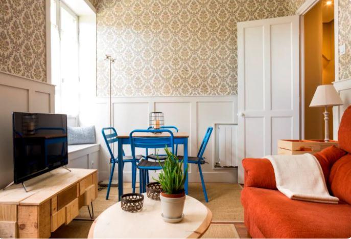 Furnished rental for expats in Bilbao - Living room