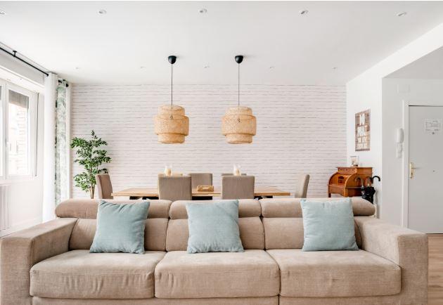 Bilbao apartment for expats in the city centre - Living room