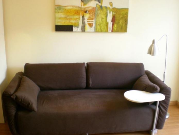 studio for expats in Oviedo - Couch