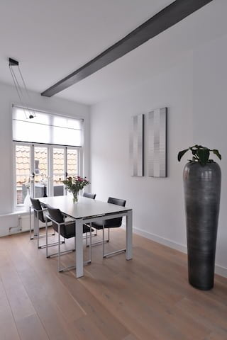House for expats in Holland - DIning area
