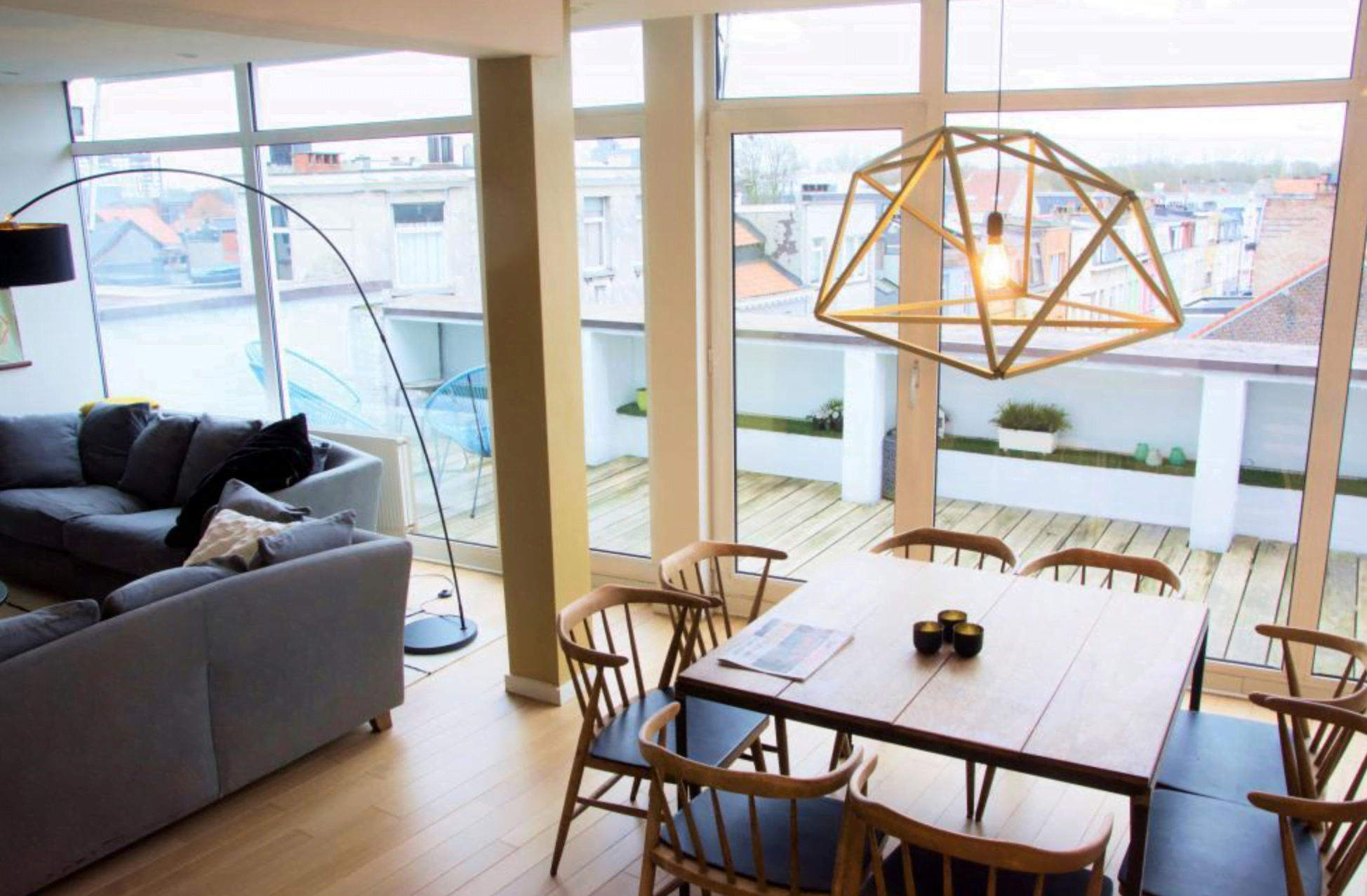Statie - Expat apartment with two terraces in Antwerp - Dining area