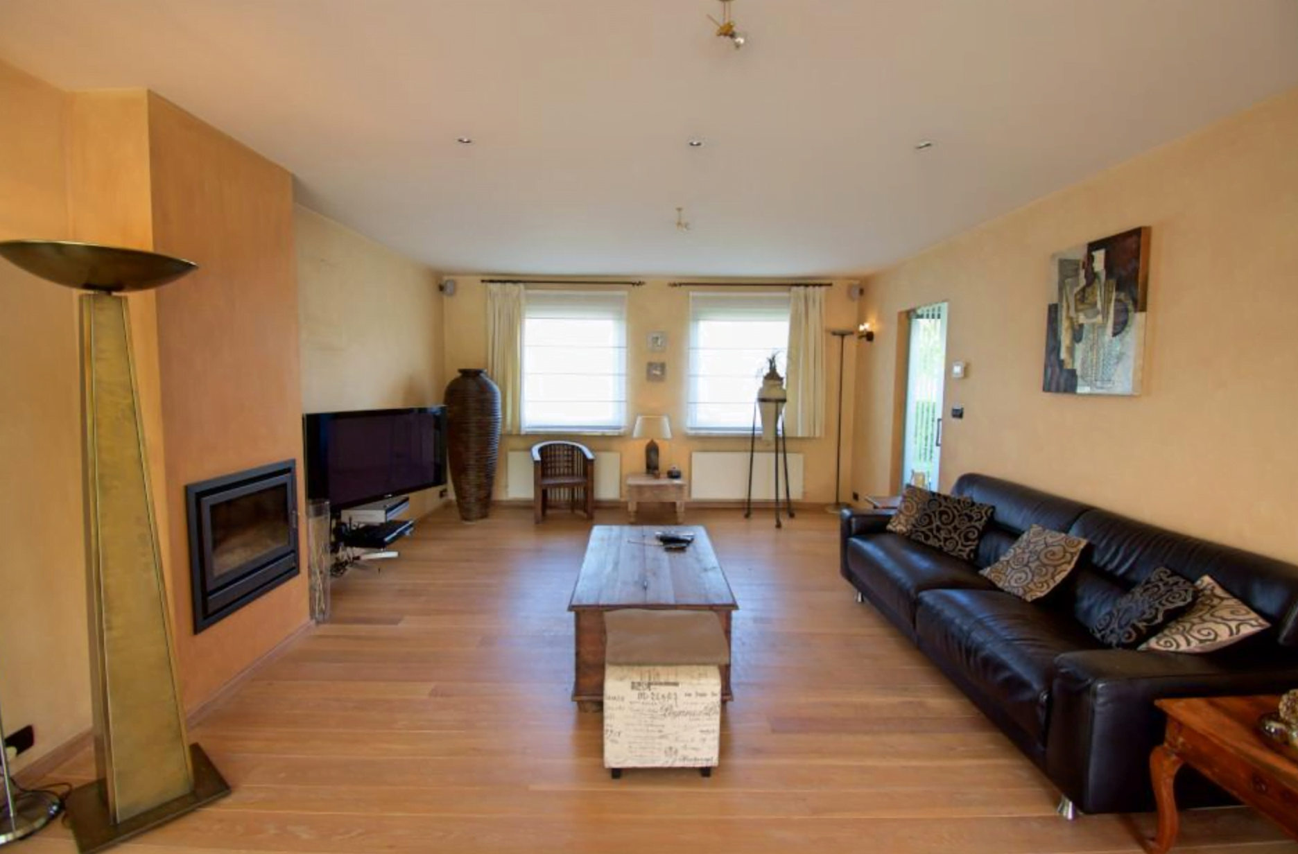 Vlierstraat - Amazing house for expats in Melsele - Living area