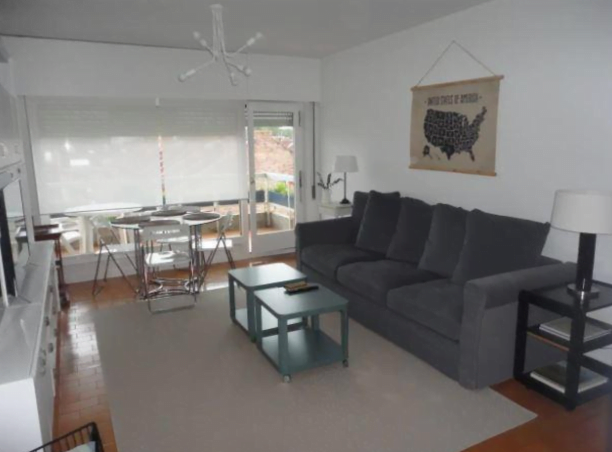 Laredo beach - Expat apartment in Cantabria - Living room