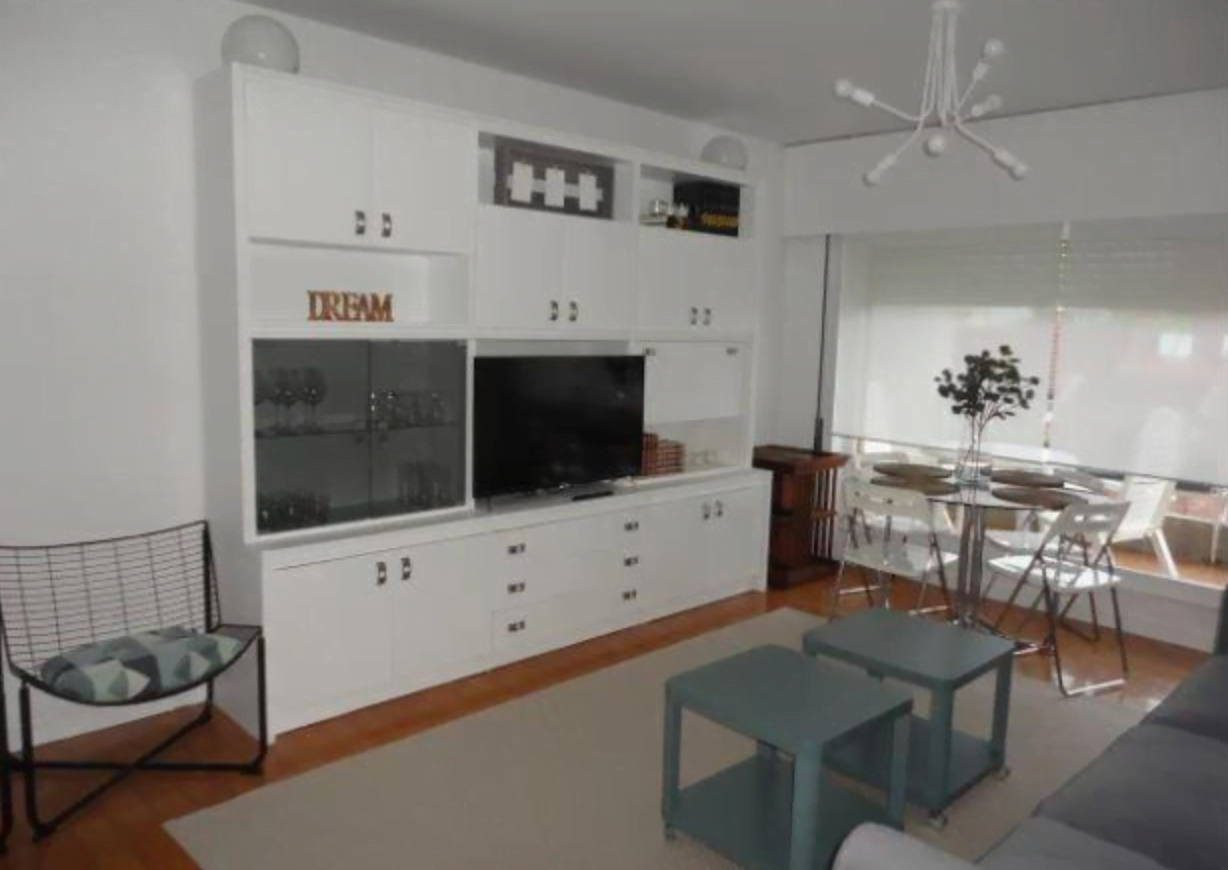 Laredo beach - Expat apartment in Cantabria - Living area