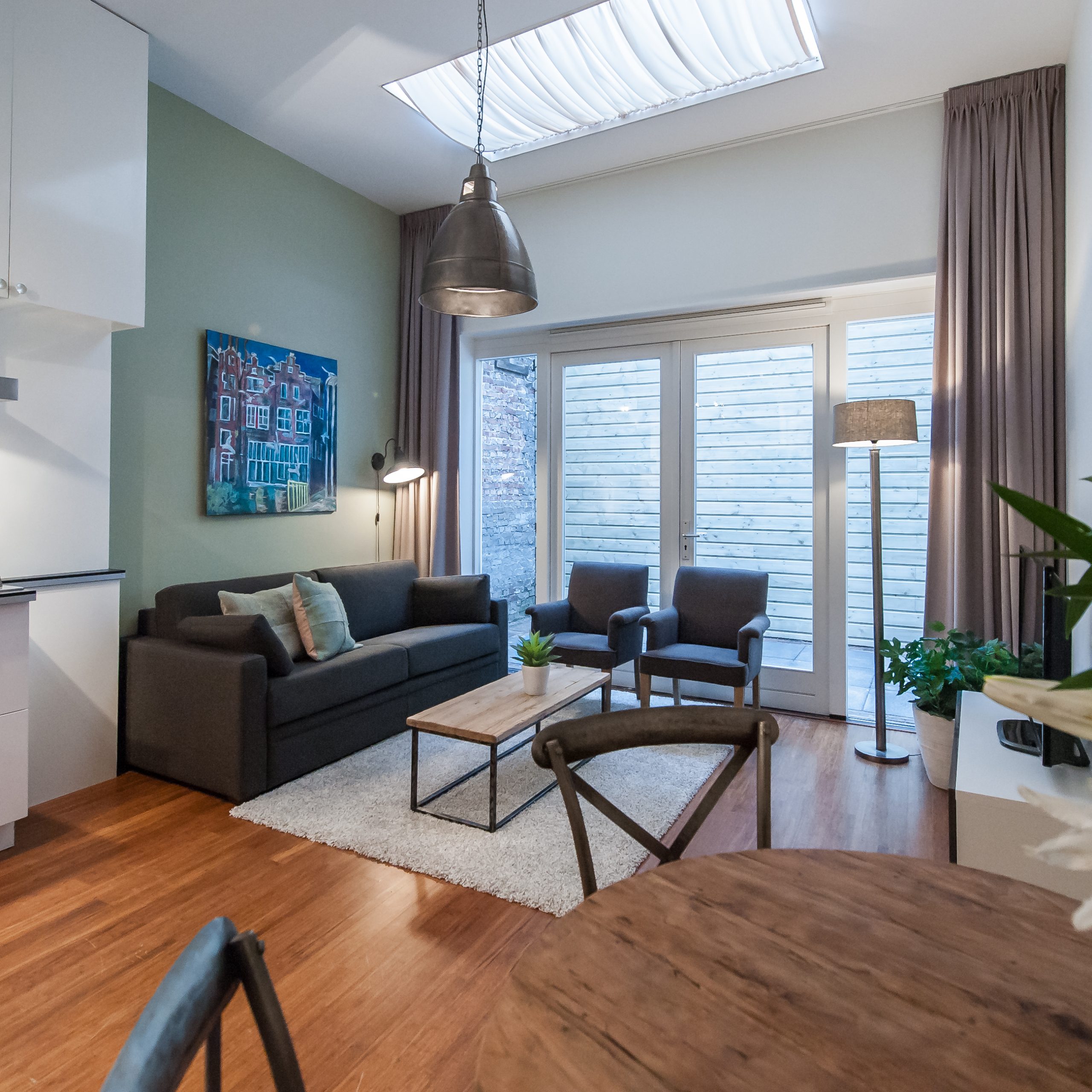 Rustenburg 1 - ERustenburg 1 - Expat rental in Amsterdam cityxpat rental in Amsterdam
            city - Living room