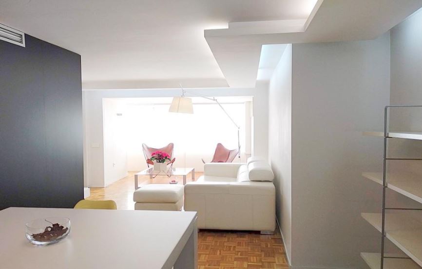 Eusebio - Nice expat loft in Alicante - Living room