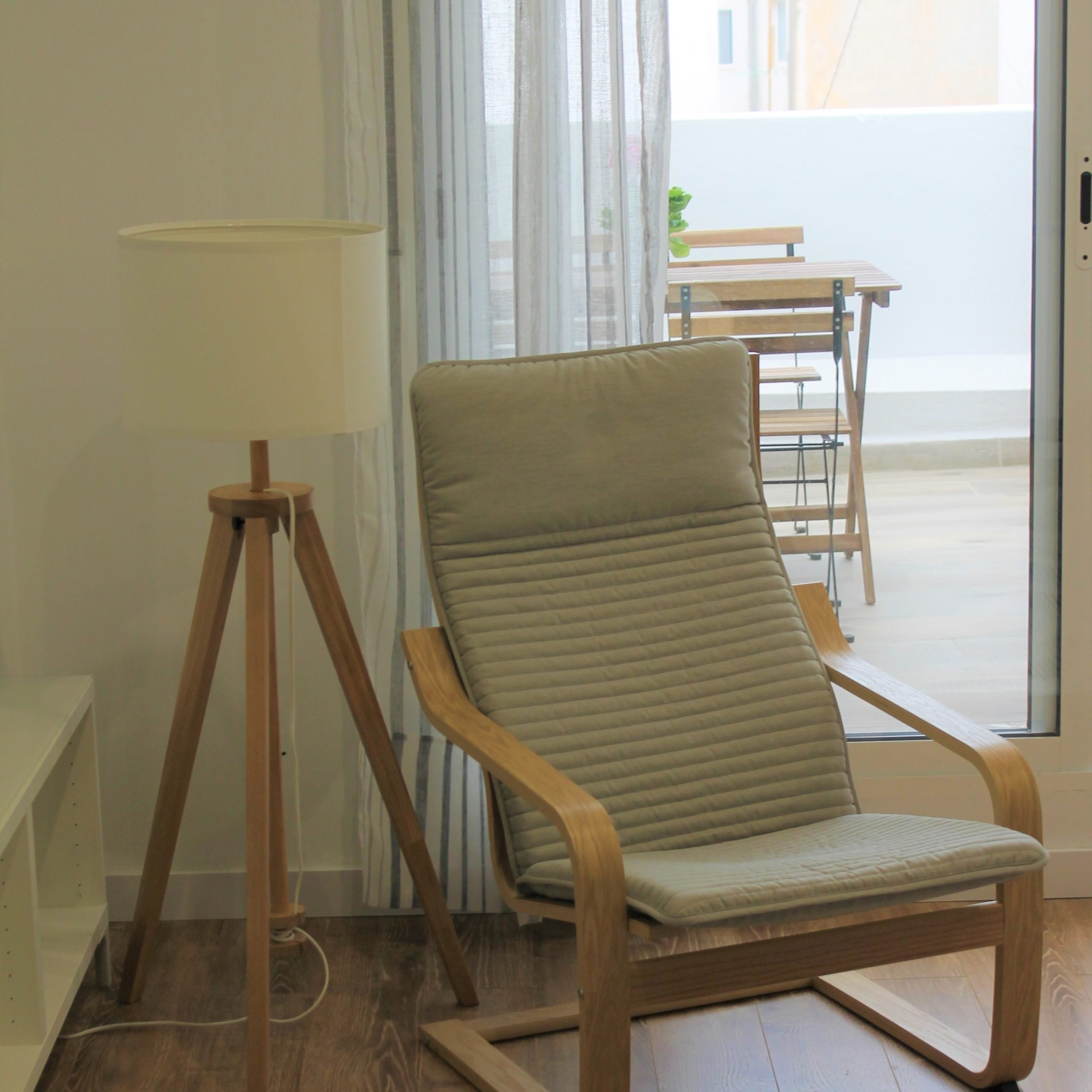 Reino 84 - New expat apartment in Valencia city centre - Chair