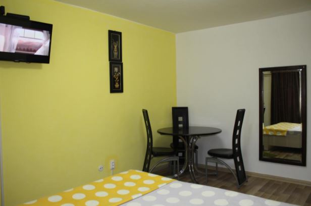 Floreasca - Nice expat flat in Bucharest - Dining area