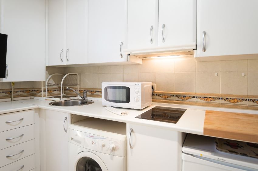 Pedrega beach - Nice expat studio in Malaga - Kitchen