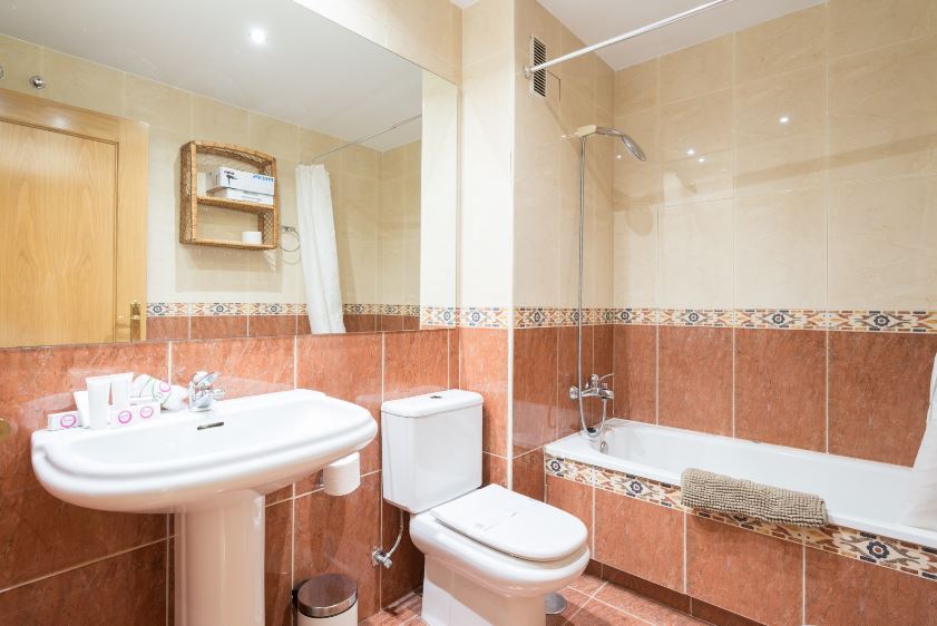 Pedrega beach - Nice expat studio in Malaga - Bathroom