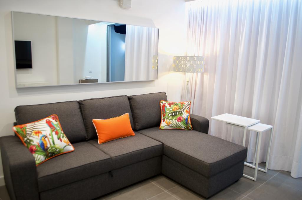 Grand Suite – Seaview rental apartment in Las Palmas - Sofa