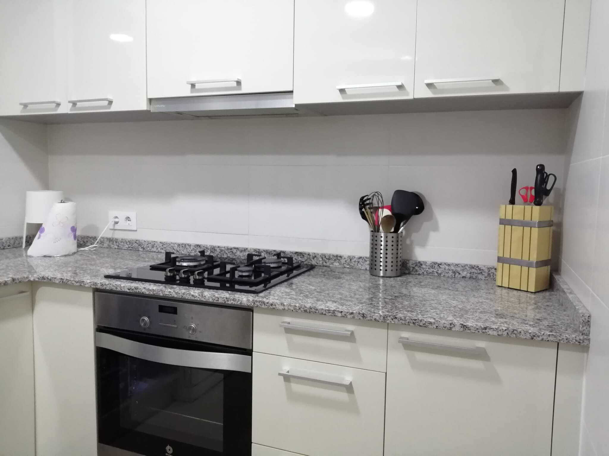 Vallidigna - Expat apartment in Valencia old city centre - Kitchen