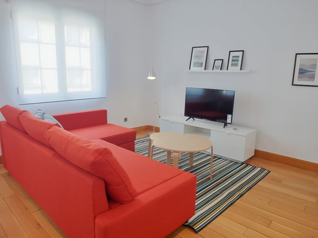Furnished apartment in Madrid center - TV