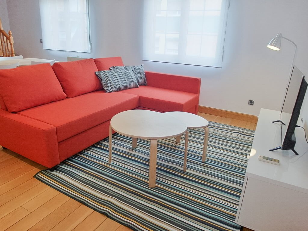 Furnished apartment in Madrid center - Table