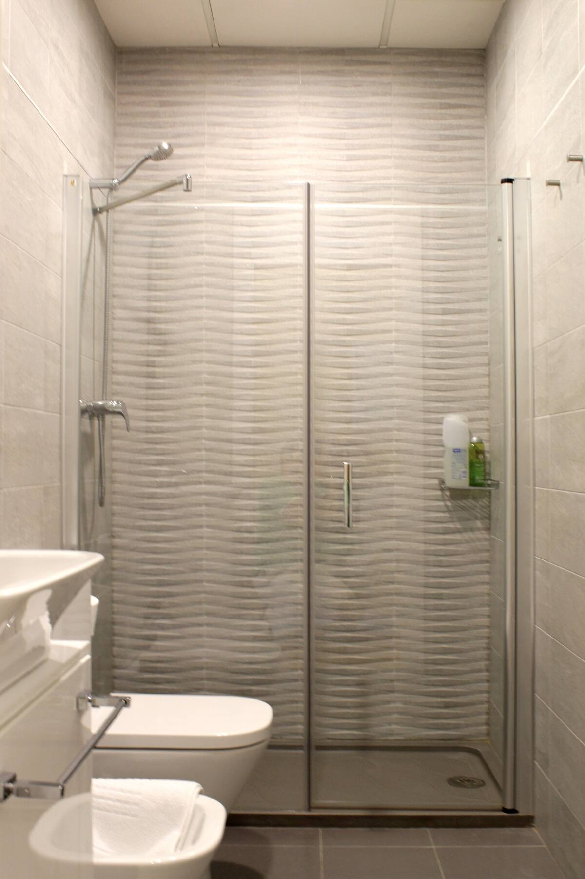 Moderno - Furnished apartment in Sevilla for expats - Bathroom