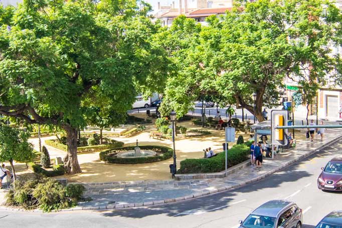 Spacious apartment in Malaga for expats - Place