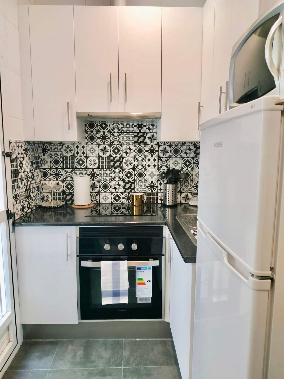 Zamora - Renovated apartment in madrid for expats - Kitchen