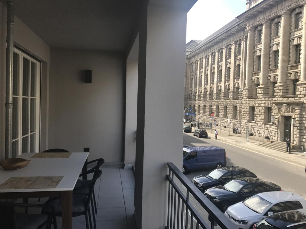 Gendarmenmarkt - luxury apartment in Berlin city center (1)